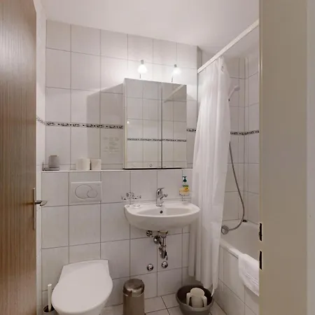 Gemuetliche In - Bergblick & Zentrale Lage شقة دافوس